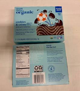 lot 25 image: MM. 2x 12ct-Family Size Good & Gather Organic Baked Snack Bars-Cookies & Crme-72025