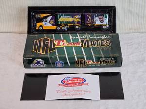 lot 17 image: NFL TeamMates Series 2 Randall Cunningham Minnesota Vikings Die-Cast 180 Truck