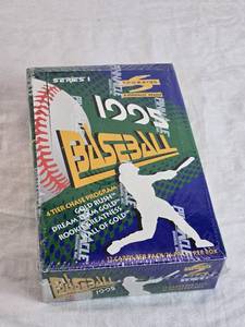 lot 26 image: Unopened Box of 1995 Pinnacle Baseball Cards Box Set Series 1 - 36 Packs
