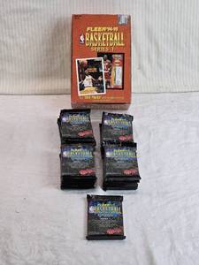lot 54 image: Lot of 21 Unopened Packs of Fleer 1994-95 Basketball Cards Series 1 Box with Packs