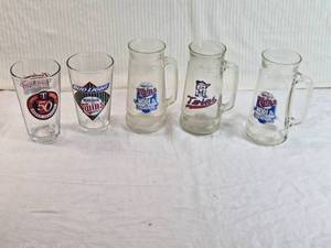 lot 93 image: Lot of Minnesota Twins Commemorative Glassware