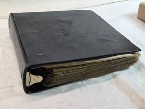 lot 141 image: Binder of Various Baseball Cards from Mostly the late 80s, including Wally the Beerman Auto
