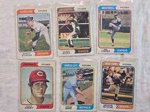 lot 149 image: Lot of 6 Vintage 1974 Topps Baseball Trading Cards