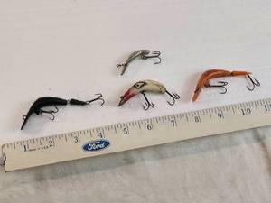 lot 227 image: Vintage Fishing Lures - Brooks Baby Reefer and Otheres