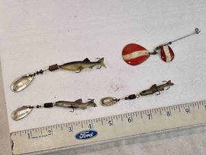 lot 237 image: Vintage Fishing Lures with a Mepps Comet Spoon