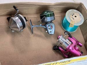lot 257 image: Vintage Fishing Reels and Line Spool