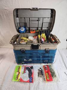lot 265 image: Large Fishing Tackle Box with Assorted Lures and Supplies