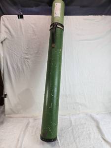lot 274 image: Vintage Green Carrying Case with Strap