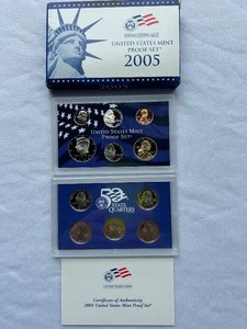 lot 25 image: 2005 U.S. Mint Proof Set - 10 pc Set