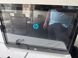 lot 35 image: HP All in One Touchscreen Computer