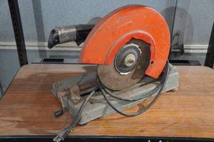 lot 15 image: 14 Abrasive Cut-Off Saw