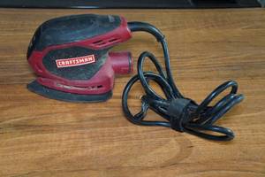lot 35 image: Craftsman Detail Sander
