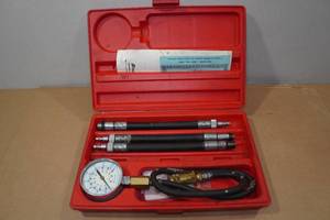lot 48 image: Snap-On Compression Gauge Set