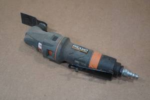 lot 114 image: Ridgid Air Jobmax Pneumatic Multi-Tool