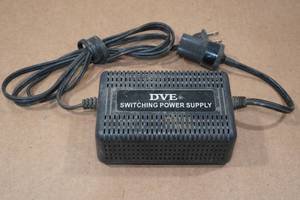 lot 121 image: DVE Switching Power Supply ACDC Adapter