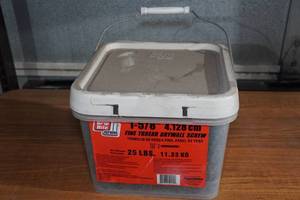 lot 151 image: 1-58 Fine Threaded Drywall Screws