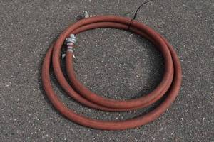 lot 156 image: 2 Heavy Duty Air Hose - 25