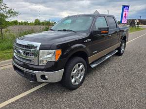 lot 8 image: 2013 Ford F-150 XLT