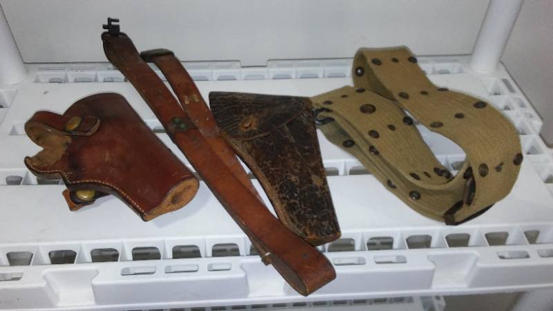 lot 41 image: Vintage Boyt WWII  Leather Rifle Sling, Hunter Leather Holster, Hand Stitched
