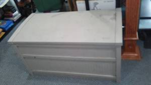 lot 51 image: Suncast Outdoor Storage and Sporting Ball Variety.