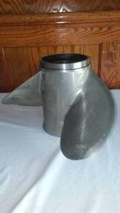 lot 119 image: Aluminum Propeller