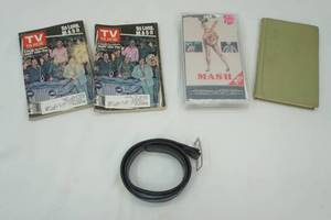 lot 41 image: M.A.S.H. Collectibles Lot