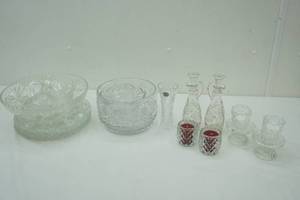 lot 93 image: Punch Bowl and Other Crystal Decor