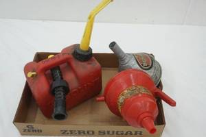 lot 96 image: 1 gallon gas can (wgas) & 2 funnels