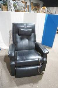 Vibrating Recliner Works!!