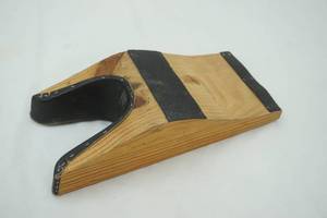 lot 157 image: Boot Remover