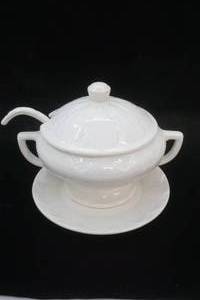 lot 164 image: Vintage White Soup Tureen with lid, ladle, and plate