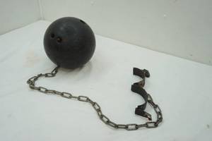 lot 206 image: Ball & Chain