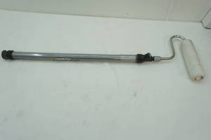 lot 211 image: Power-Flo Paint Stick