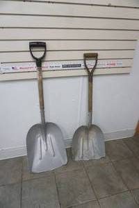 lot 218 image: Scoop Shovels (2ct)