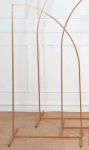 lot 167 image: Brand New Tableclothsfactory Gold Metal Wedding Arch Backdrop Stand