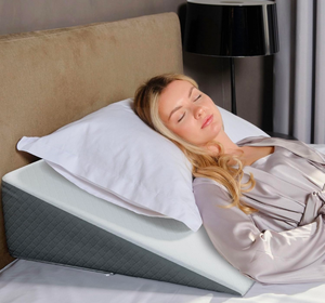lot 181 image: Brand New Kolbs Bed Wedge Pillow For Sleep Apnea, Comfort,, Acid Reflux, Pain Relief, Memory Foam $45.99