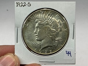 lot 44 image: 1922-S Peace Silver Dollar