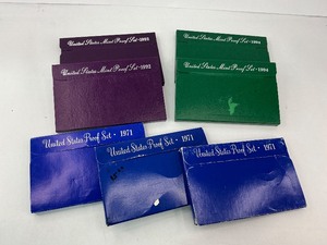 lot 81 image: 7x Proof Sets from 1971-1994