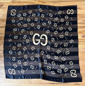 lot 132 image: Vintage Stylish Gucci Signature Scarf