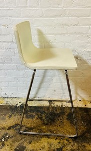 lot 118 image: Ikea Bernhard White Faux Leather Bar Stool