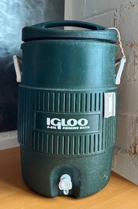 lot 106 image: Large Green 5 Gallon Igloo