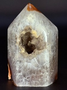 lot 26 image: An Agate Druzy Tower is a striking crystal piece that blends the grounding beauty of agate with the sparkling magic of natural druzy formations. 1 lb 8 oz.  0.683 kg.