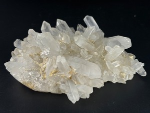 lot 46 image: Quartz Point Terminated Cluster with Record Keepers is a remarkable crystal formation featuring multiple clear quartz points, some etched with natural lines record keeper markings. 12.4 oz.  0.354 kg.