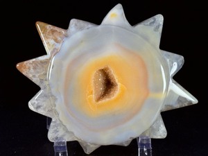 lot 75 image: Sun Druzy Agate is a radiant crystal piece featuring a vibrant druzy center surrounded by naturally banded agate in warm, sunny tones. 6.5 oz.  0.185 kg.