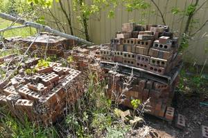 lot 36 image: Large Lot of Decorative Red Clay Construction Bricks