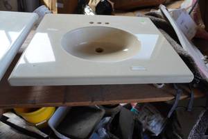 lot 16 image: Cultured Marble Bathroom Vanity Top Sink