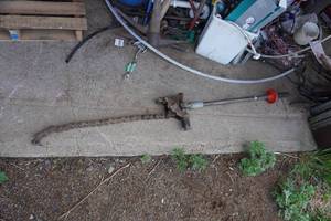 lot 65 image: Cast Iron Pipe Snapping Tool
