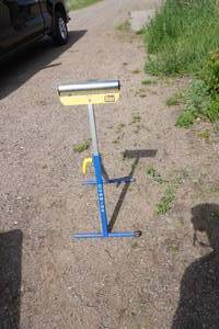 lot 72 image: Cummins Brand Lumber Roller Sawing StandAid