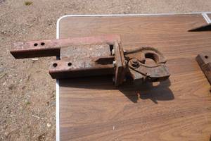 lot 74 image: Pintle Receiver Hitch