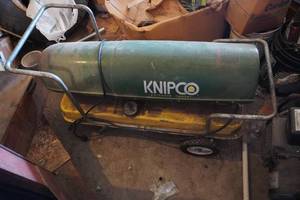 lot 46 image: Knipco Salamander Diesel Fuel Heater